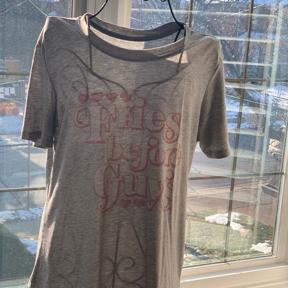 short sleeve pyjama graphic tee
